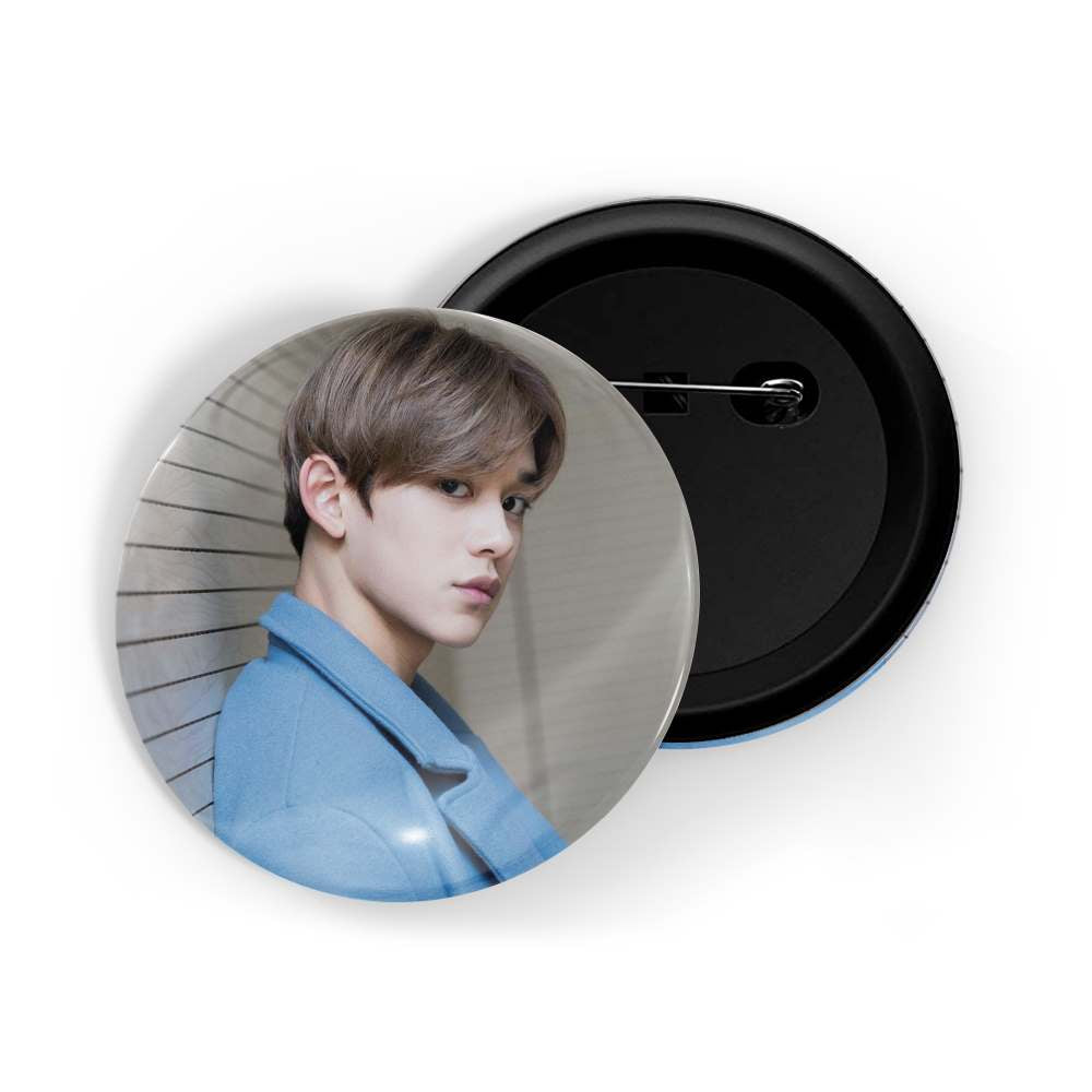 dhcrafts Round Pin Badges Multicolor Kpop Stray Kids Felix D3 Glossy Finish Design Pack of 1 (58mm) (58mm)